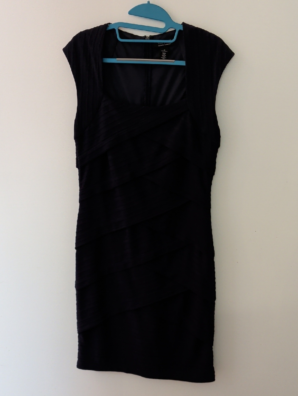 Sleek Navy Blue Cap-Sleeve Mini Dress with Layered Front